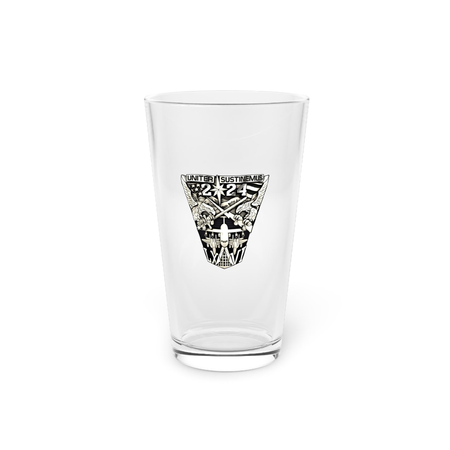 '24 Class Crest Pint Glass