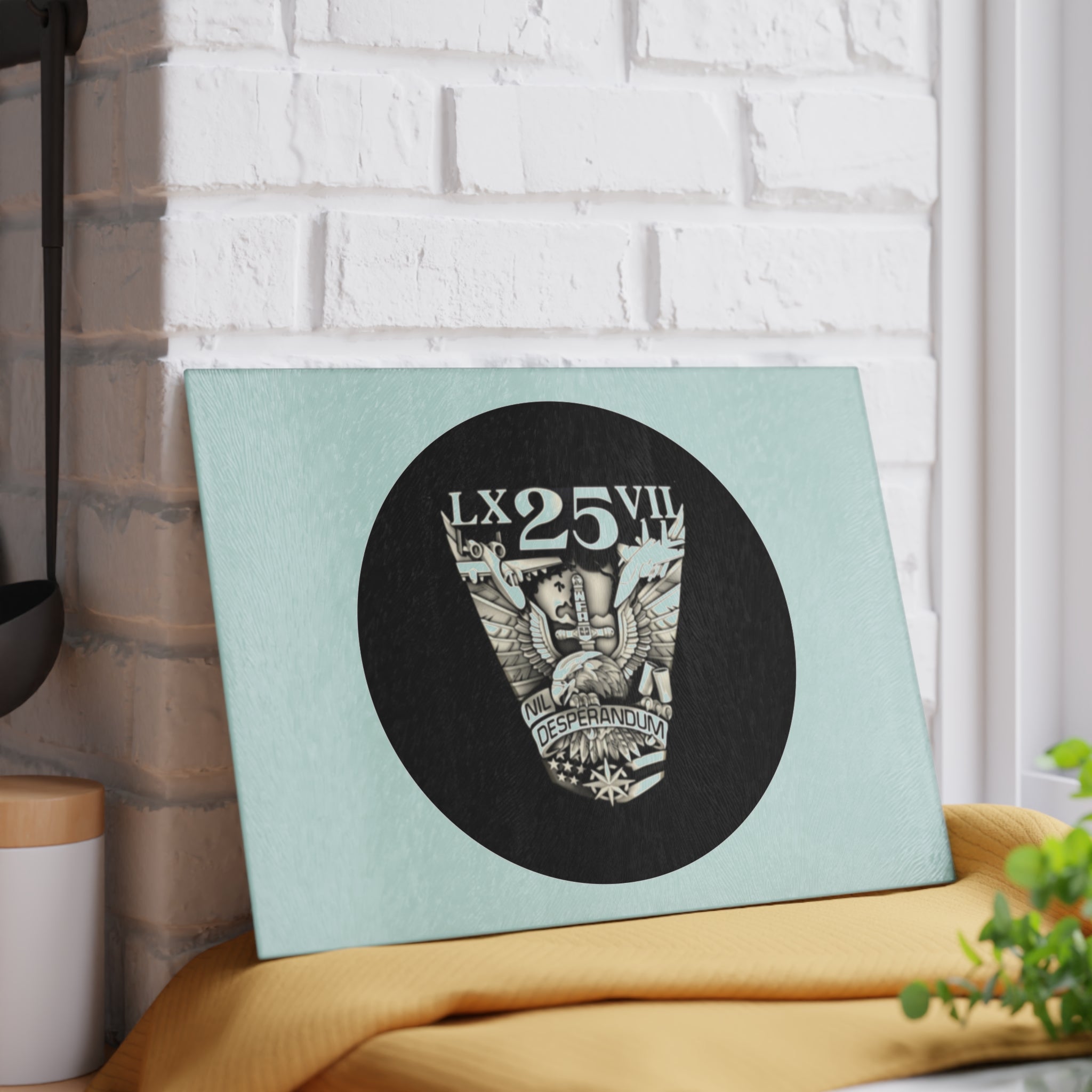 '25 Glass Cutting Board