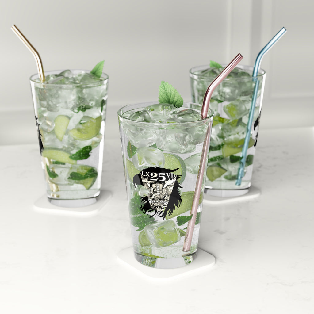 '25 Crest Pint Glass
